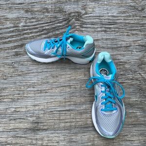 Brooks Adrenaline GTS 16